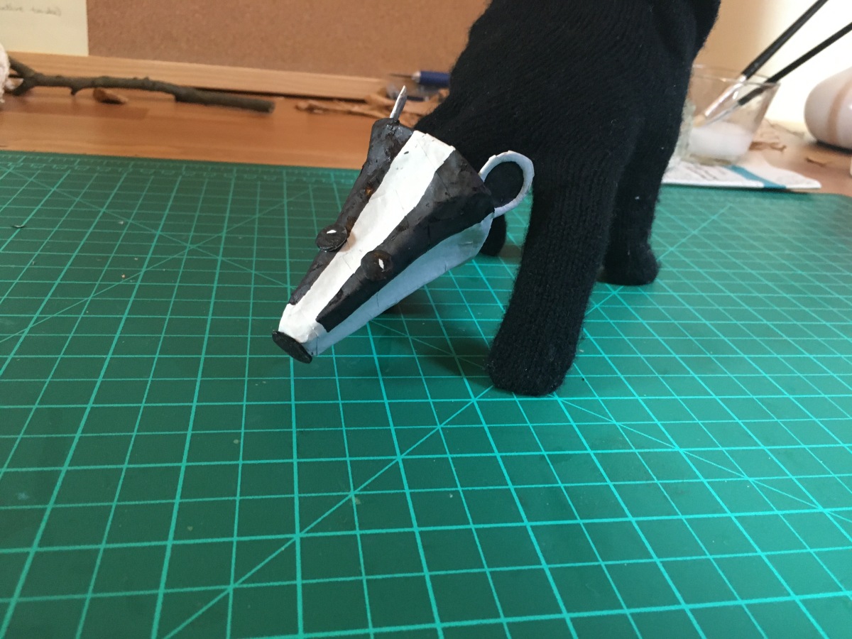 Ten-minute tutorial: make a badger hand puppet