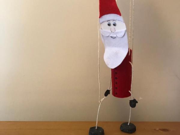 Make a dancing Santa puppet
